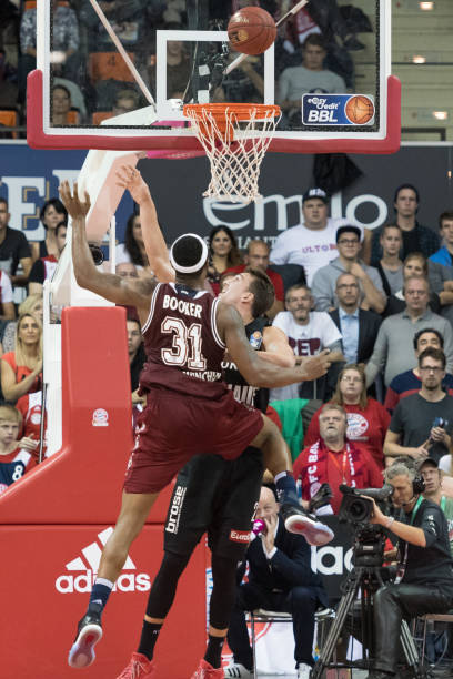 当宿敌再次 当宿敌再次