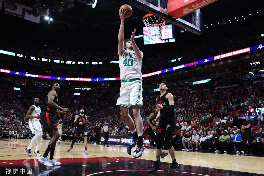 征战赛场是 征战赛场是