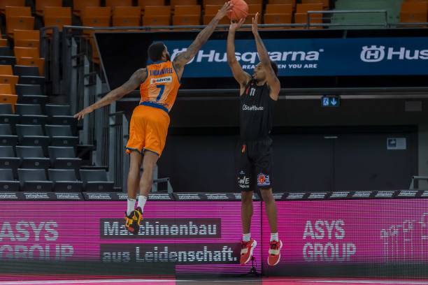 转会费与市 转会费与市